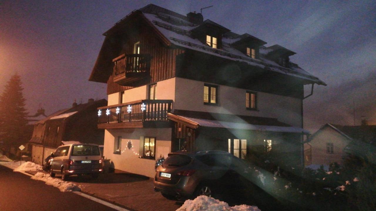 Apartmany Zelezna Ruda Exterior photo